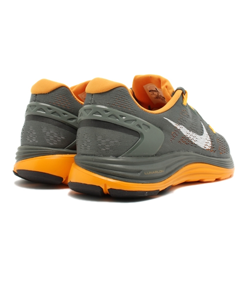 SHIPS(シップス)の「NIKE: 『LUNAR GLIDE +5』(スニーカー・メンズ・チャコールグレー・9/9.5/8.5/11/10.5/10/8)」の8枚目の写真