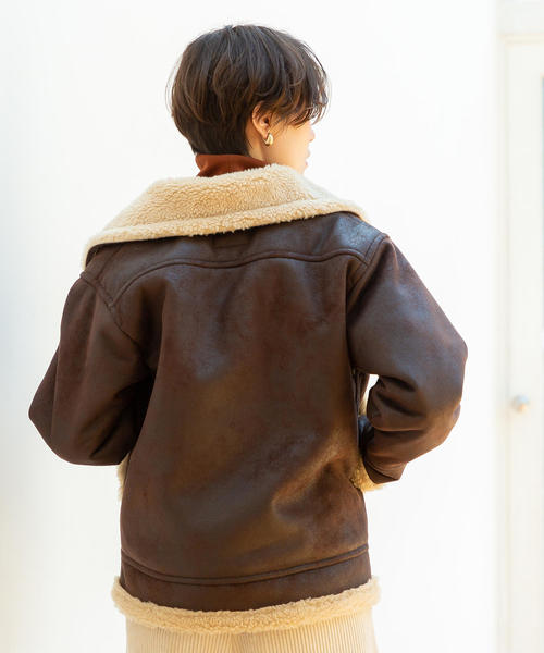 coen(コーエン)の「フェイクムートンB-3ジャケット(ブルゾン/ボアジャケット)(ブルゾン・レディース・ダークブラウン・FREE)」の5枚目の写真