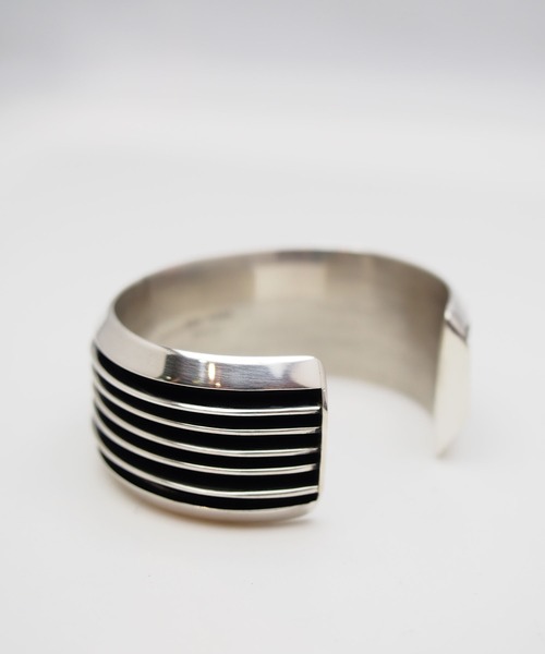 Tom Hawk/トム・ホーク」 6ライン NAVAJO/ナバホ INDIAN JEWELRY