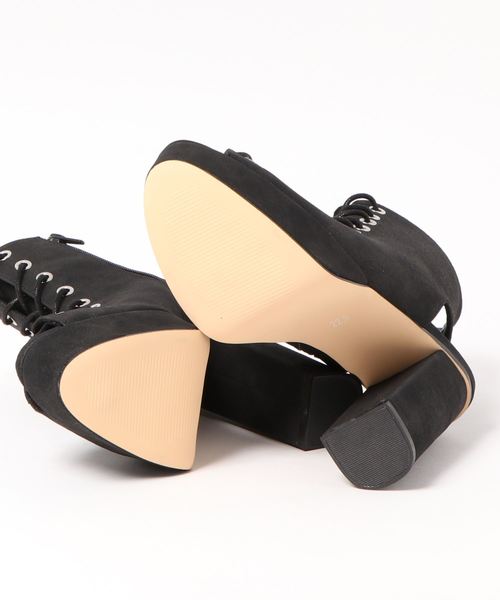 ENVYM（アンビー）の「レースアップＢＯＯＴＩＥ（ブーツ・レディース・ベージュ/ブラック・22.5㎝/23.5㎝/24.5㎝）」の3枚目の写真