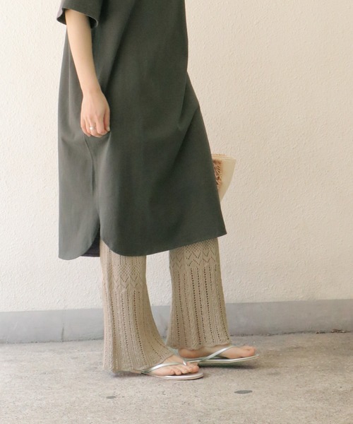 notch.(ノッチ)の「透かし編みセミフレアパンツ(その他パンツ・レディース・オフホワイト/オリーブ/ブラック/ベージュ・M)」の4枚目の写真