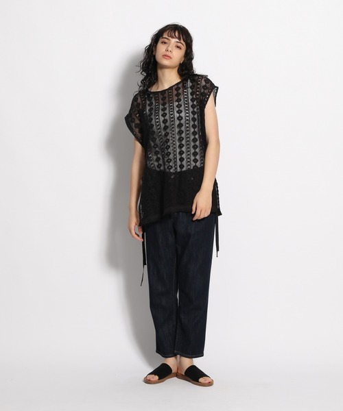 niko and...(ニコアンド)の「クロシェレースベスト(ベスト・レディース・ブラック/ブラウン/アイボリー・FREE)」の16枚目の写真