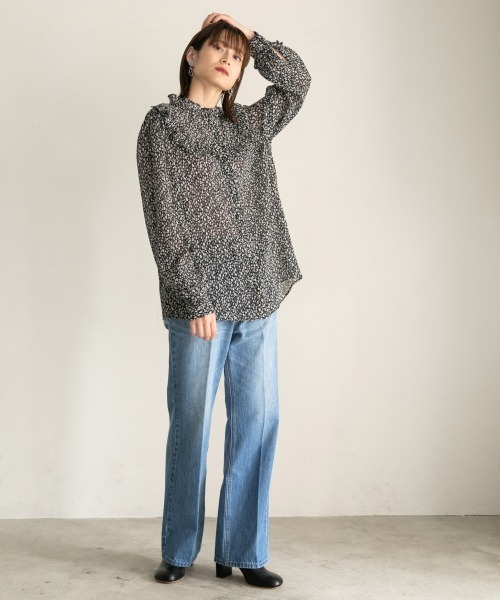 LOWRYS FARM（ローリーズファーム）の「ヴィンテージフラワーＢＬ　892999（シャツ/ブラウス・レディース・ホワイト/ブラック/グリーン・FREE）」の16枚目の写真