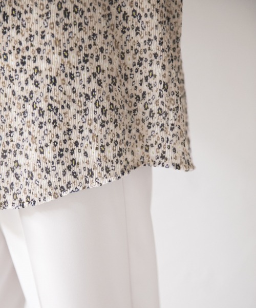 LOWRYS FARM（ローリーズファーム）の「ヴィンテージフラワーＢＬ　892999（シャツ/ブラウス・レディース・ホワイト/ブラック/グリーン・FREE）」の11枚目の写真