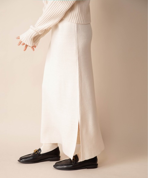 Mysa&Liina（ミーサリーナ）の「セットアップニットワンピース（ワンピース・レディース・ベージュ/オフホワイト/ラベンダー/キャメル・M）」の12枚目の写真