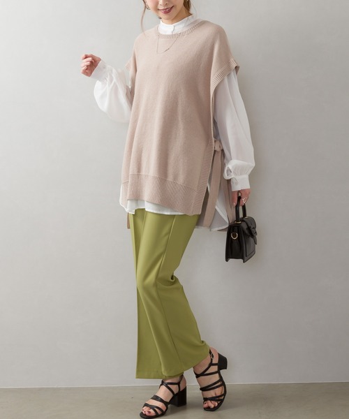 SpRay（スプレイ）の「サイドリボンニットベスト（ベスト・レディース・ブルー/ブラック/モカ/チャコールグレー/グレイッシュベージュ・FREE）」の6枚目の写真