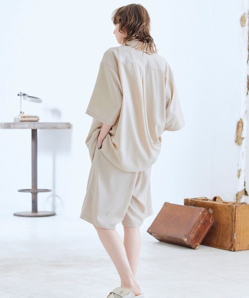 ENDER PRODUCTS（エンダープロダクツ）の「◆上下セット◆ビッグシルエット ブライトポプリン S/Sワークシャツセットアップ/ビッグシルエット ワイドワークシャツ/タックワイド ショートパンツ セットアップ【ENDER PRODUCTS/エンダープロダクツ】（セットアップ・メンズ・ブラック/ブラウン/グレイッシュベージュ/ライラック/キナリ/グレイッシュブルー・M/L）」の15枚目の写真