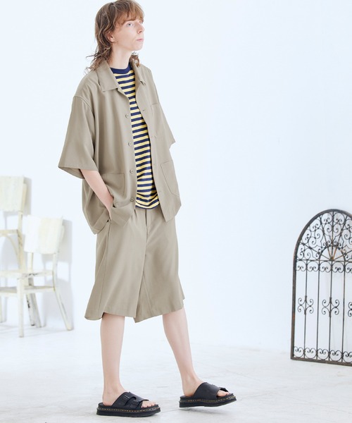 ENDER PRODUCTS（エンダープロダクツ）の「◆上下セット◆ビッグシルエット ブライトポプリン S/Sワークシャツセットアップ/ビッグシルエット ワイドワークシャツ/タックワイド ショートパンツ セットアップ【ENDER PRODUCTS/エンダープロダクツ】（セットアップ・メンズ・ブラック/ブラウン/グレイッシュベージュ/ライラック/キナリ/グレイッシュブルー・M/L）」の21枚目の写真