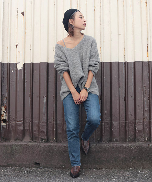 Ungrid（アングリッド）の「Vネックニット（ニット/セーター・レディース・ベージュ・FREE）」の6枚目の写真