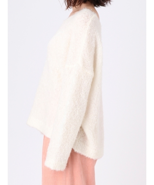 Ungrid（アングリッド）の「Vネックニット（ニット/セーター・レディース・ベージュ・FREE）」の16枚目の写真