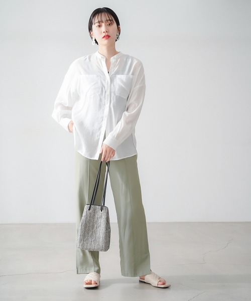 PAGEBOY（ページボーイ）の「シアーBIGシャツロングスリーブ（シャツ/ブラウス・レディース・オフホワイト/ブラック/オリーブ/グレイッシュベージュ・FREE）」の15枚目の写真