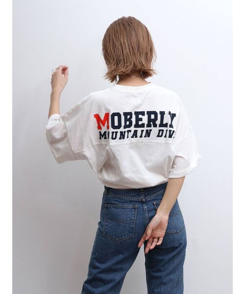 Ungrid(アングリッド)の「バックロゴルーズTee(Tシャツ/カットソー・レディース・チャコールグレー/レッド/オフホワイト・FREE)」の8枚目の写真