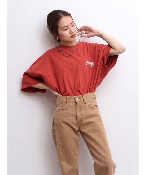 Ungrid(アングリッド)の「バックロゴルーズTee(Tシャツ/カットソー・レディース・チャコールグレー/レッド/オフホワイト・FREE)」の11枚目の写真