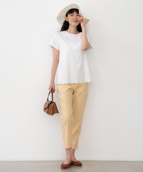 J.PRESS（ジェイプレス）の「【UVケア・接触冷感】コンパクトコットンスムース 裾刺繍 カットソー（Tシャツ/カットソー・レディース・ホワイト系/グレー系/ダークブラウン系/ベージュ系・T15/T13）」の5枚目の写真