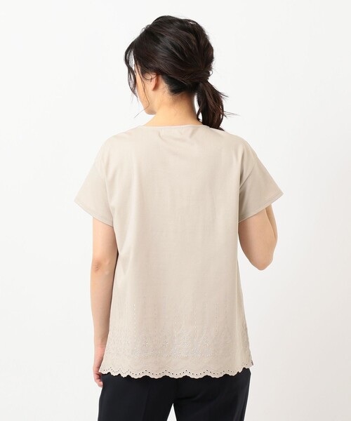 J.PRESS（ジェイプレス）の「【UVケア・接触冷感】コンパクトコットンスムース 裾刺繍 カットソー（Tシャツ/カットソー・レディース・ホワイト系/グレー系/ダークブラウン系/ベージュ系・T15/T13）」の18枚目の写真
