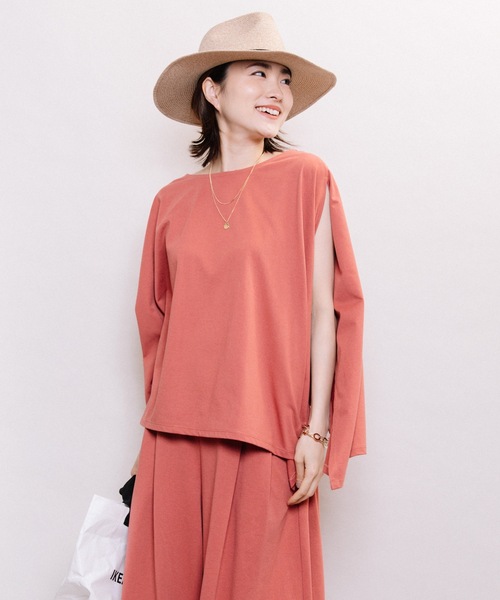 ELVENCE DEUX(エルベンスドゥ)の「キレイメポンチョ【SETUP可】(Tシャツ/カットソー・レディース・ブラック/ベージュ/ピンク/モカ/グリーン・FREE)」の2枚目の写真