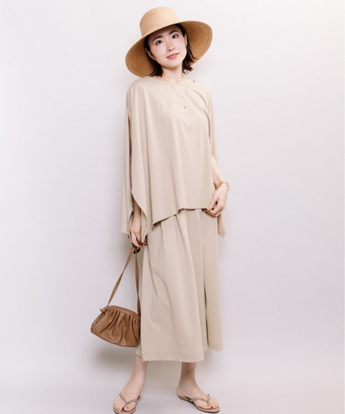 ELVENCE DEUX(エルベンスドゥ)の「キレイメポンチョ【SETUP可】(Tシャツ/カットソー・レディース・ブラック/ベージュ/ピンク/モカ/グリーン・FREE)」の10枚目の写真