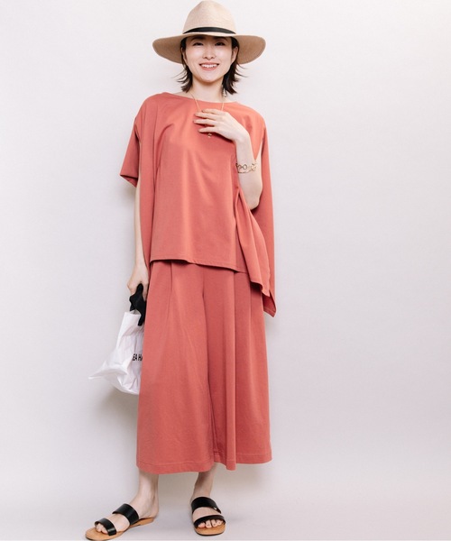 ELVENCE DEUX(エルベンスドゥ)の「キレイメポンチョ【SETUP可】(Tシャツ/カットソー・レディース・ブラック/ベージュ/ピンク/モカ/グリーン・FREE)」の22枚目の写真