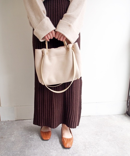 byあしながおじさん（バイアシナガオジサン）の「ギャザーフラットシューズ　-8750375（パンプス・レディース・ブラウン/ブラック/ベージュ/アイボリー・23.0cm/24.0cm/24.5cm/23.5cm/22.5cm）」の13枚目の写真