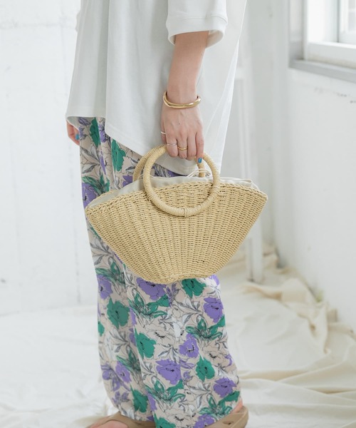 ITEMS URBANRESEARCH（アイテムズ アーバンリサーチ）の「ペーパーカゴバッグ（ショルダーバッグ・レディース・ナチュラル/ブラウン・-）」の2枚目の写真