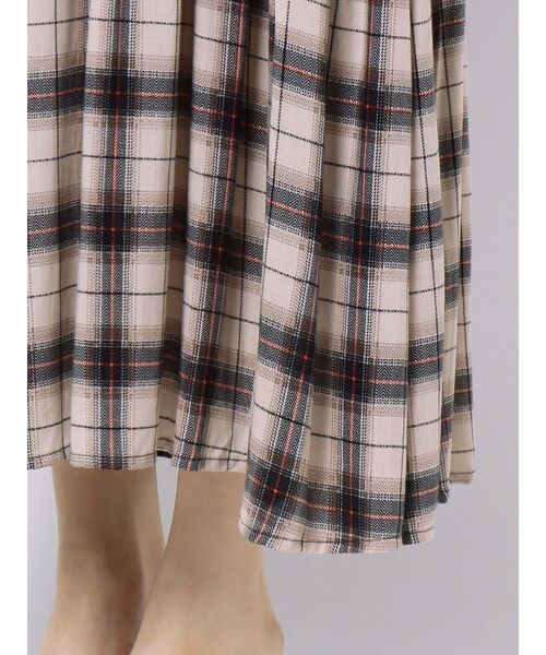 COTORICA（コトリカ）の「【THE DAYZ TOKYO】裾ギャザーボリュームチェックワンピース（ワンピース・レディース・ブラック/ベージュ・SMALL/MEDIUM）」の21枚目の写真
