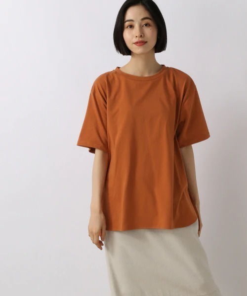 LOWRYS FARM（ローリーズファーム）の「バックスクエアヘムユルＴＳＳ　957488（Tシャツ/カットソー・レディース・ホワイト/ブラック/オレンジ/グリーン・FREE）」の10枚目の写真