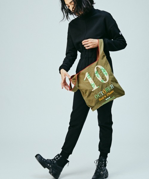 DOUBLE STANDARD CLOTHING(ダブルスタンダードクロージング)の「OCTOBER エコバッグ【BALL&CHAIN】(エコバッグ/サブバッグ・レディース・カーキ・FREE)」の7枚目の写真