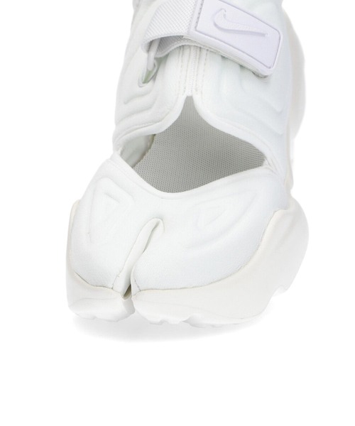 NIKE（ナイキ）の「NIKE WMNS AQUA RIFT CW7164-001/100（サンダル・レディース・ホワイト/ブラック・24cm/25cm/23cm）」の14枚目の写真