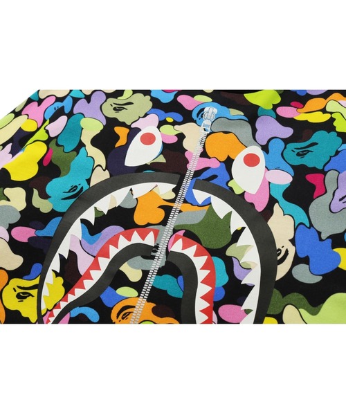 A BATHING APE（アベイシングエイプ）の「MULTI CAMO SHARK WIDE L/S TEE M（Tシャツ/カットソー・メンズ・ホワイト/ブラック・MEDIUM/LARGE/X-LARGE/XX-LARGE/SMALL）」の7枚目の写真