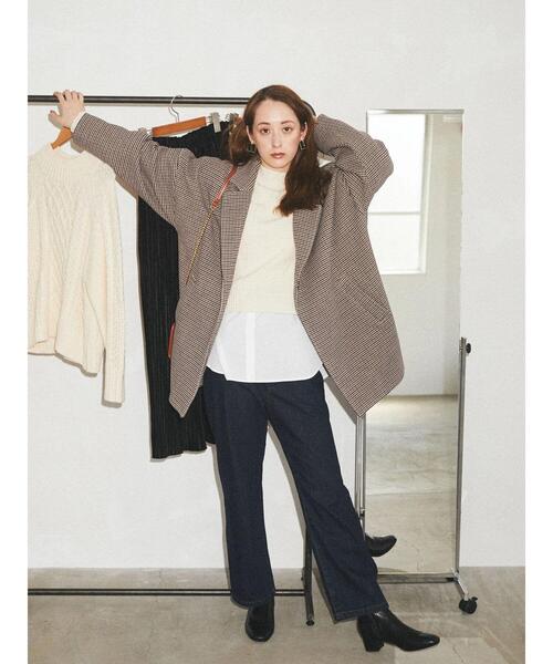 earth music&ecology（アースミュージックアンドエコロジー）の「デニムバギーパンツ ＊（デニムパンツ・レディース・ホワイト系その他2/ダークインディゴブルー/インディゴブルー・L/S/M）」の9枚目の写真