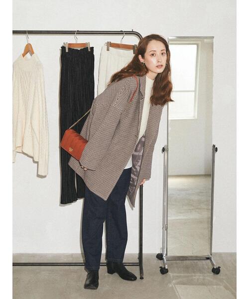 earth music&ecology（アースミュージックアンドエコロジー）の「デニムバギーパンツ ＊（デニムパンツ・レディース・ホワイト系その他2/ダークインディゴブルー/インディゴブルー・L/S/M）」の8枚目の写真