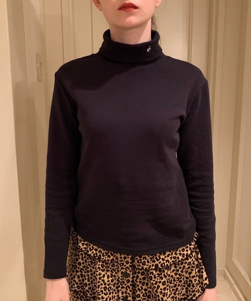 epine(エピヌ)の「e embroidery cotton high neck(Tシャツ/カットソー・レディース・ホワイト/ブラック・FREE)」の20枚目の写真