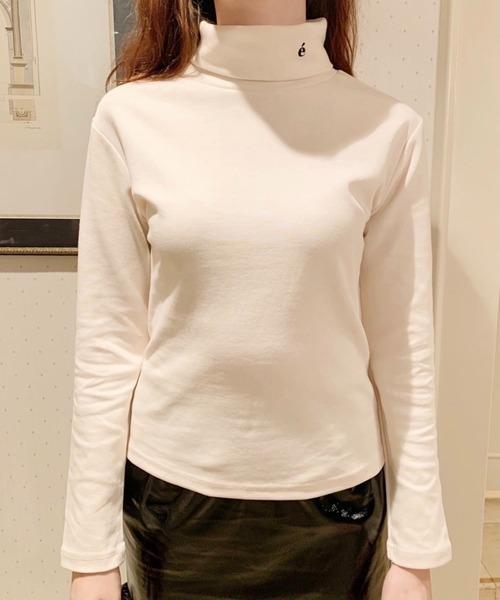 epine(エピヌ)の「e embroidery cotton high neck(Tシャツ/カットソー・レディース・ホワイト/ブラック・FREE)」の10枚目の写真