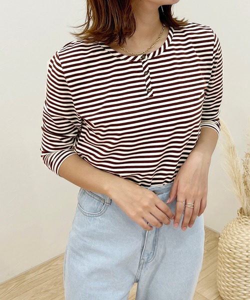 apres jour clair(アプレジュールクレア)の「【apres jour clair】ヘンリーネックボーダーT【ZOZOTOWN限定アイテム】(Tシャツ/カットソー・レディース・アイボリー/ダークブラウン/ブラウン系その他・X-LARGE/フリー)」の8枚目の写真