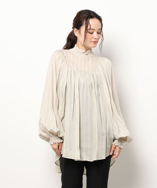 slobeiena loro Shirring ブラウス SLOBE IENA（スローブイエナ）の「【Loro/ローロ】 Shirring