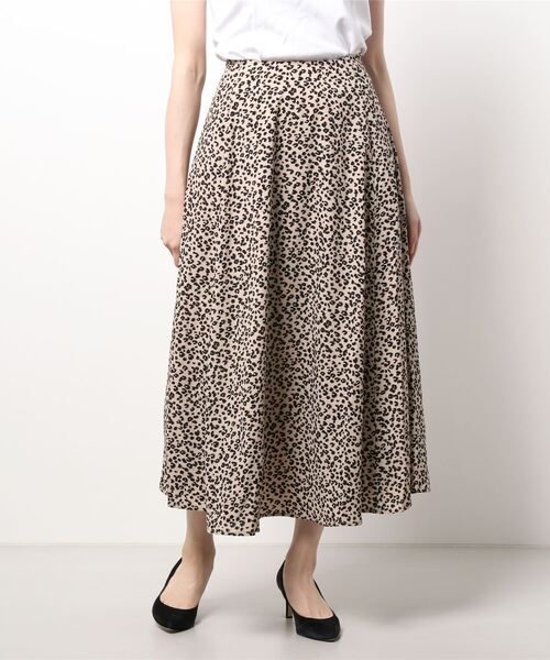 Te chichi TERRASSE(テチチテラス)の「アソート柄フレアスカート(スカート・レディース・オフホワイト/ネイビー/ブラック/ベージュ・フリ-)」の3枚目の写真