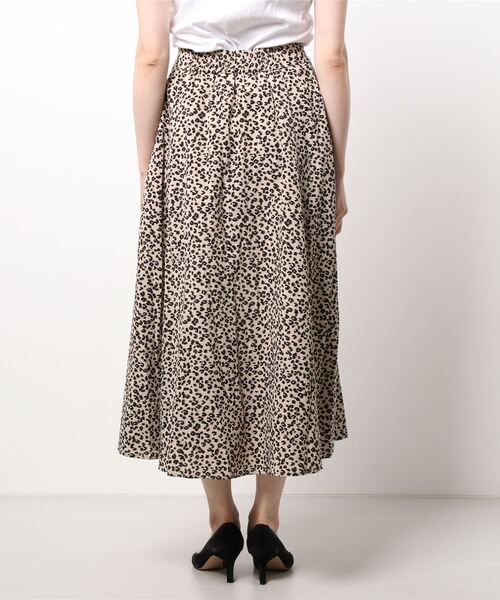 Te chichi TERRASSE(テチチテラス)の「アソート柄フレアスカート(スカート・レディース・オフホワイト/ネイビー/ブラック/ベージュ・フリ-)」の6枚目の写真