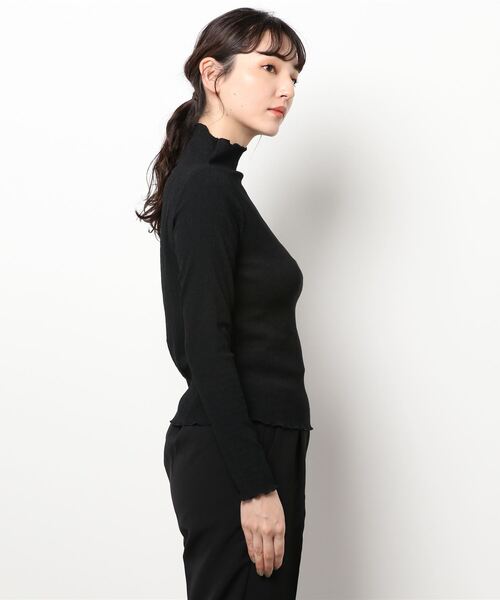 archives(アルシーヴ)の「カットシャーリングハイネックプルオーバー(Tシャツ/カットソー・レディース・ブラック/アイボリー/オレンジ/マスタード・MEDIUM)」の18枚目の写真