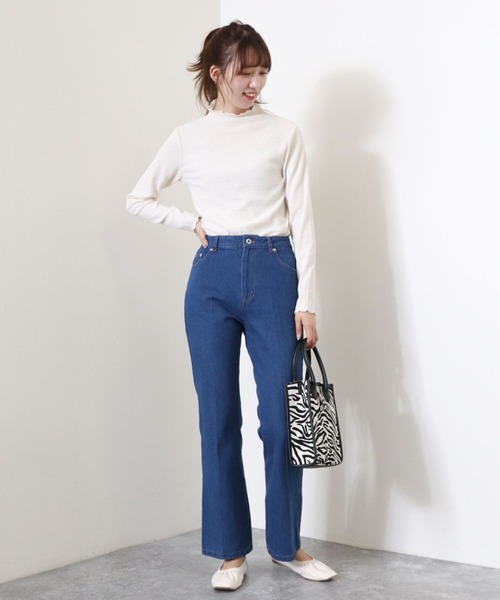 archives(アルシーヴ)の「カットシャーリングハイネックプルオーバー(Tシャツ/カットソー・レディース・ブラック/アイボリー/オレンジ/マスタード・MEDIUM)」の11枚目の写真