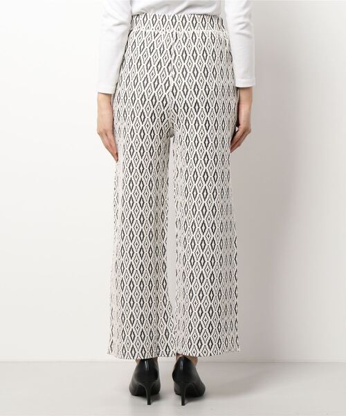 Lugnoncure（ルノンキュール）の「幾何柄ジャカードイージーパンツ（その他パンツ・レディース・グレー/ブラック/オフホワイト・ﾌﾘ-）」の4枚目の写真