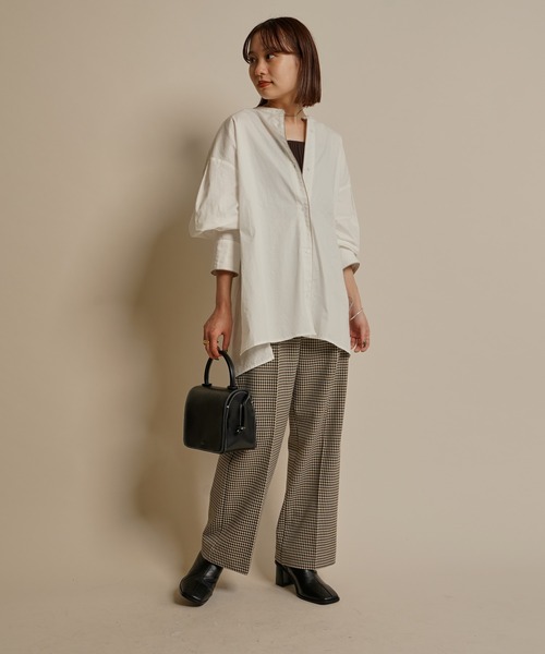 mline（エムライン）の「［mline］WEB限定 チェックタックパンツ（スラックス・レディース・ベージュ/ブラウン・1/2）」の16枚目の写真