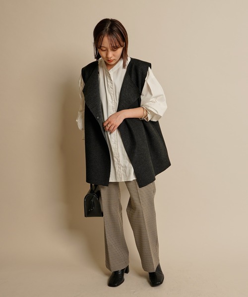 mline（エムライン）の「［mline］WEB限定 チェックタックパンツ（スラックス・レディース・ベージュ/ブラウン・1/2）」の4枚目の写真