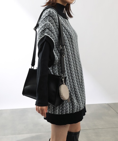 COLONY 2139（コロニートゥーワンスリーナイン）の「ジャガードニットベスト※ユニセックス対応（ベスト・メンズ・ブラック/ブルー・MEDIUM/LARGE/X-LARGE）」の14枚目の写真