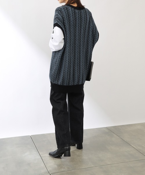 COLONY 2139（コロニートゥーワンスリーナイン）の「ジャガードニットベスト※ユニセックス対応（ベスト・メンズ・ブラック/ブルー・MEDIUM/LARGE/X-LARGE）」の7枚目の写真