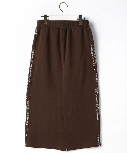 CONVERSE(コンバース)の「【CONVERSE】裏毛スウェット スカート(スカート・レディース・ブラウン/オフホワイト・MEDIUM)」の7枚目の写真