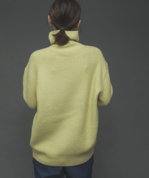 SENSE OF PLACE by URBAN RESEARCH（センスオブプレイスバイアーバンリサーチ）の「ストレッチアルパカビッグタートルセーター（ニット/セーター・レディース・イエロー/アイボリー/ブラック・ONE）」の15枚目の写真