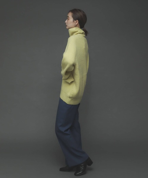 SENSE OF PLACE by URBAN RESEARCH（センスオブプレイスバイアーバンリサーチ）の「ストレッチアルパカビッグタートルセーター（ニット/セーター・レディース・イエロー/アイボリー/ブラック・ONE）」の20枚目の写真