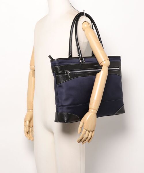 MEN'S BIGI（メンズビギ）の「＜SONNE×MENS BIGI＞ビジネストート（トートバッグ・メンズ・ブラック/ネイビー・FREE）」の21枚目の写真