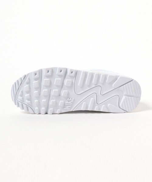 NIKE（ナイキ）の「NIKE / ウィメンズ エア マックス 90（スニーカー・レディース・ブラック/ホワイト/ホワイト系その他2・23.5cm/24.5cm/24.0cm/23.0cm）」の17枚目の写真