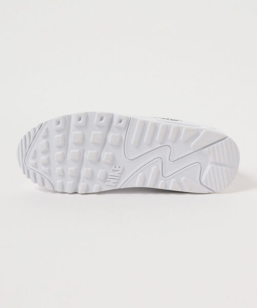 NIKE（ナイキ）の「NIKE / ウィメンズ エア マックス 90（スニーカー・レディース・ブラック/ホワイト/ホワイト系その他2・23.5cm/24.5cm/24.0cm/23.0cm）」の11枚目の写真